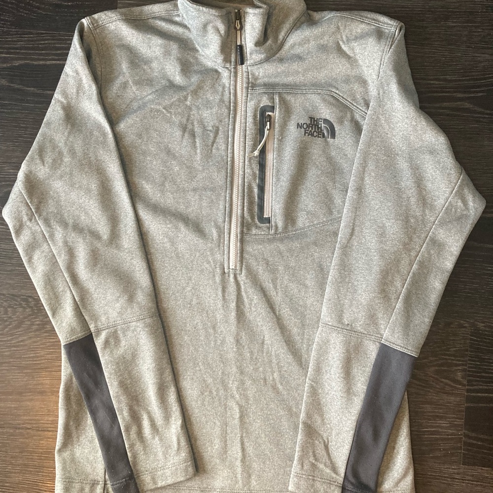 The north face mens size small quarter zip sweatshirt